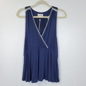 Universal Thread Tank Top Womens Small Navy Blue White Surplice Neck Flowy NEW